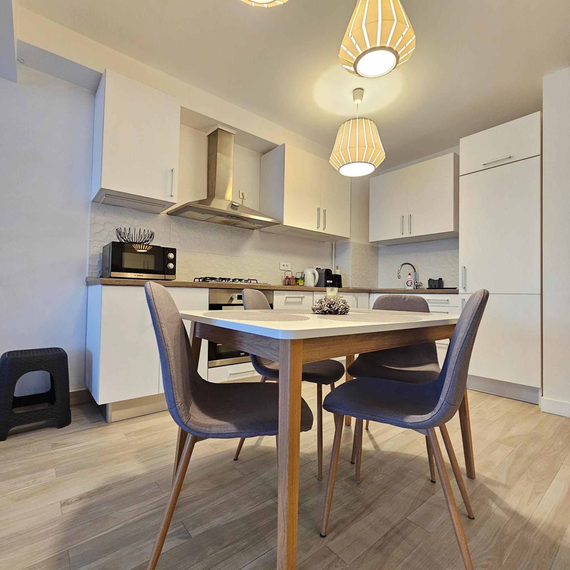 Central District Cuza 99 Apartment Букурещ Екстериор снимка