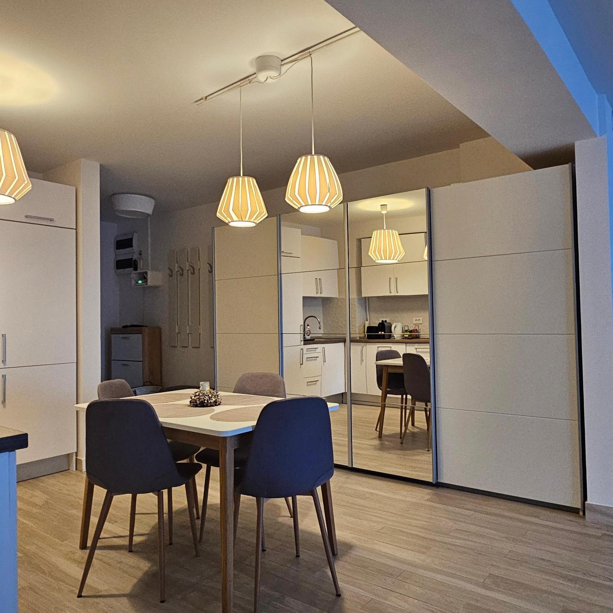 Central District Cuza 99 Apartment Букурещ Екстериор снимка