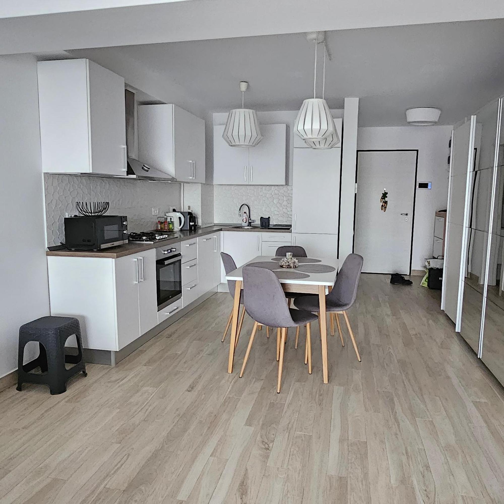 Central District Cuza 99 Apartment Букурещ Екстериор снимка